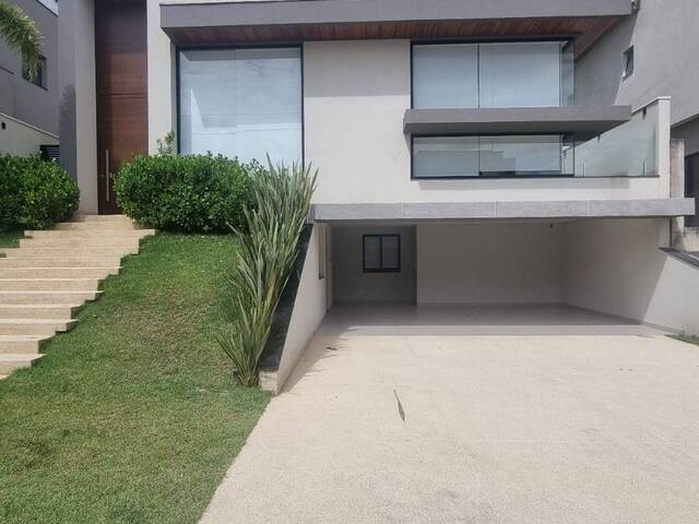 #040 - Casa para Venda em Santana de Parnaíba - SP - 1