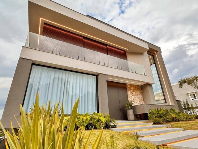 Casa para Venda em Santana de Parnaíba - 5