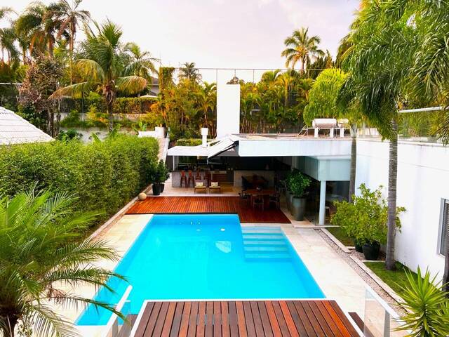 #112 - Casa para Venda em Santana de Parnaíba - SP - 1