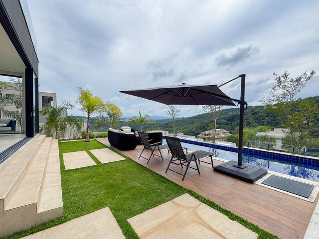 Casa para Venda em Santana de Parnaíba - 4