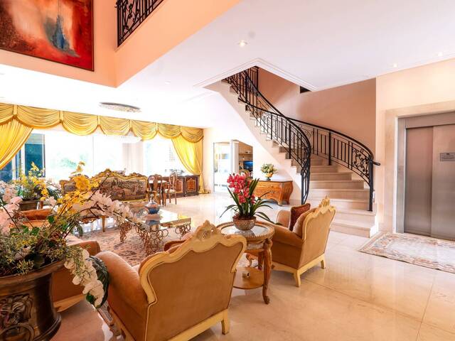 Casa para Venda em Santana de Parnaíba - 4