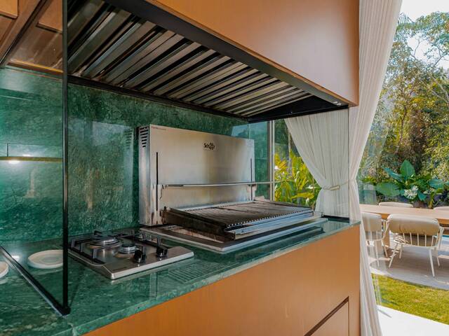 Casa para Venda em Santana de Parnaíba - 4
