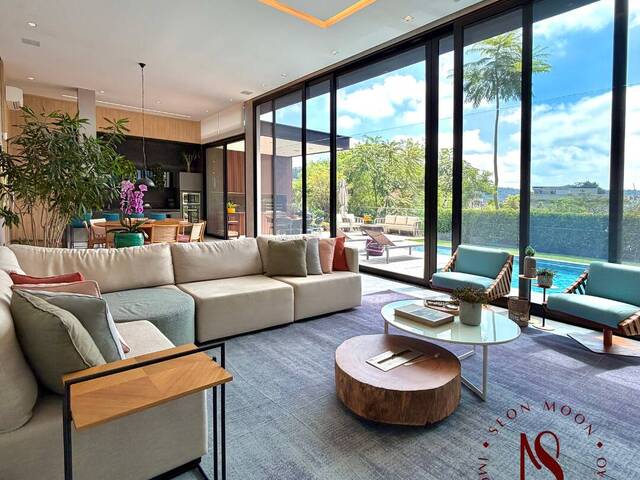 Casa para Venda em Santana de Parnaíba - 3